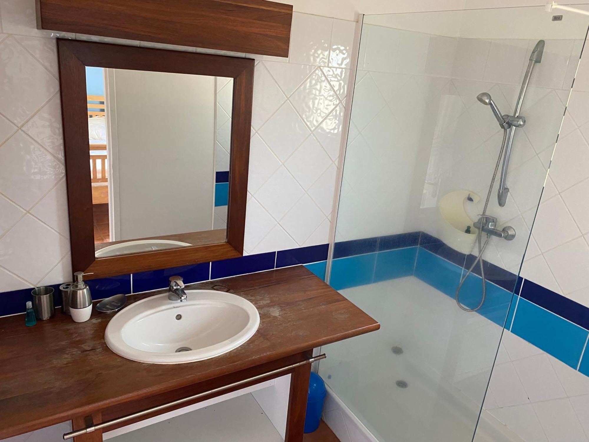 Ferienwohnung Marisol Les Pieds Dans L Eau Le Gosier  Exterior foto